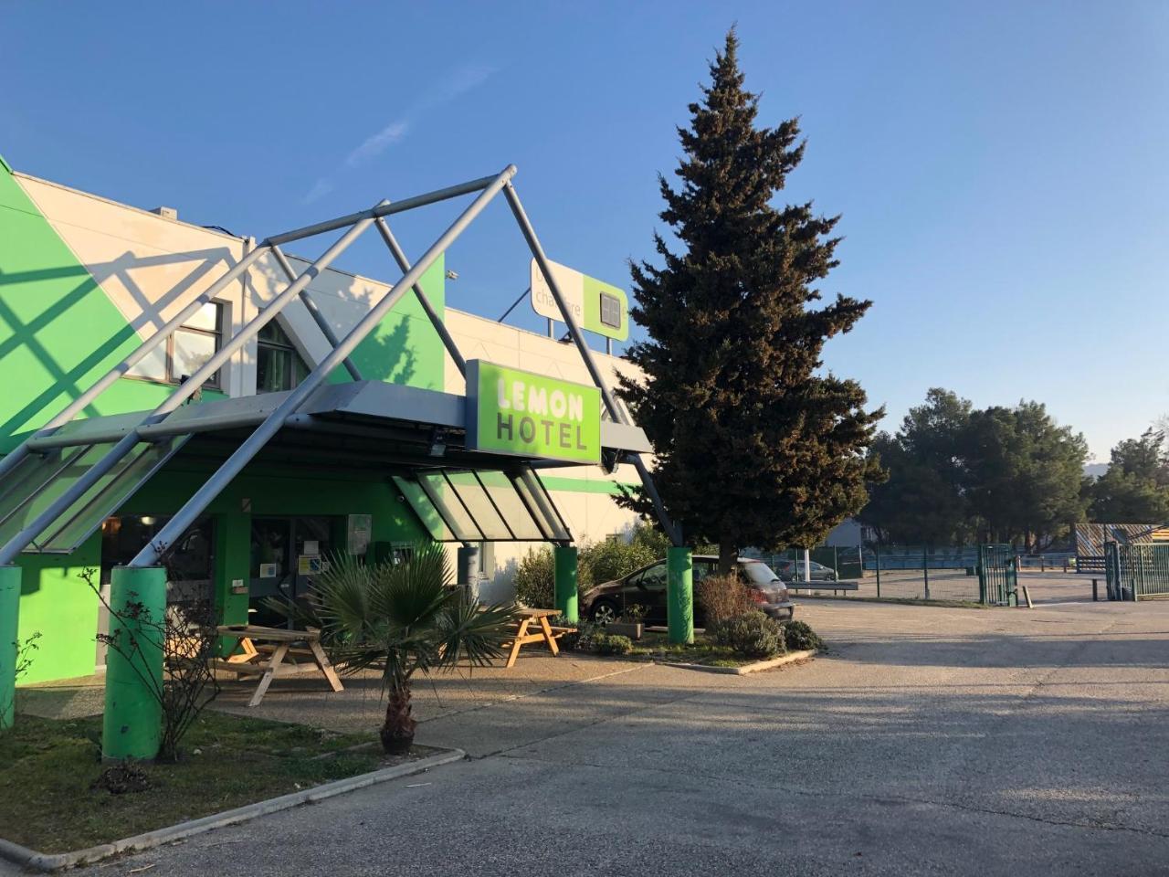 Lemon Hotel Avignon Rochefort Eksteriør bilde